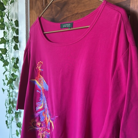 LAUREN RALPH LAUREN Embroidered Peacock 100% Cotton Scoopneck Tee Fuschia |  3X - Picture 3 of 8
